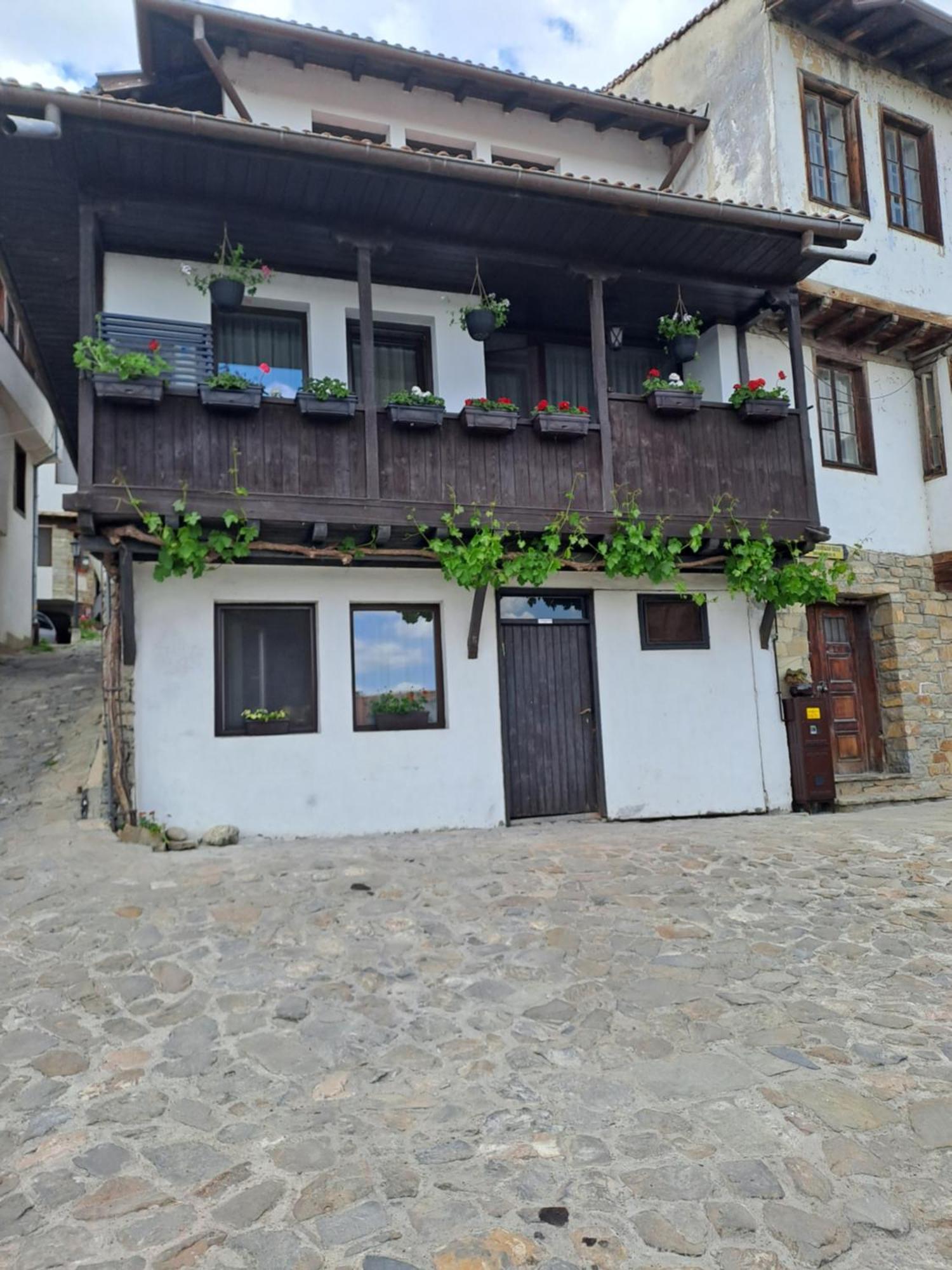 Guest House Lazara Veliko Tarnovo Luaran gambar