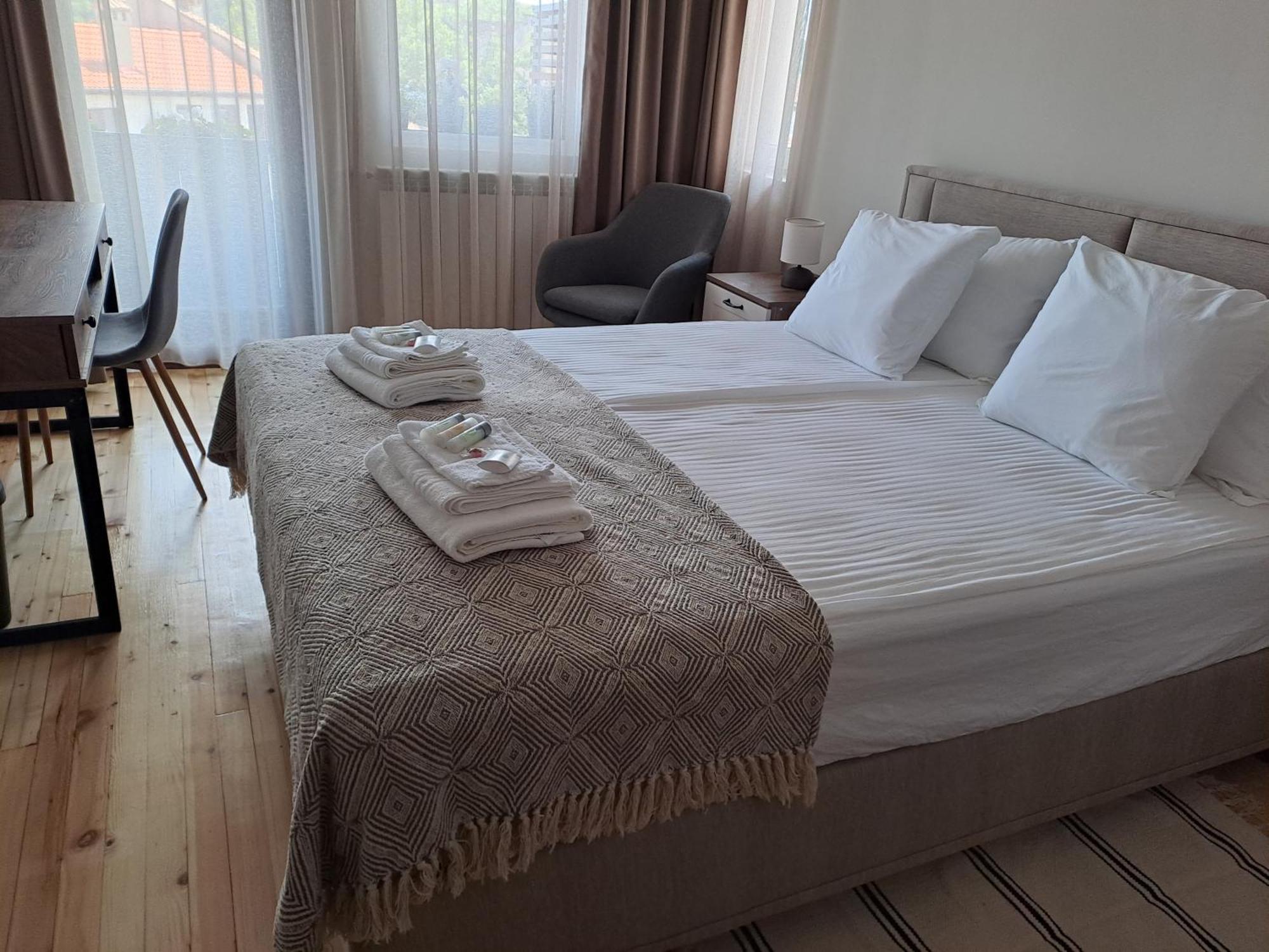 Guest House Lazara Veliko Tarnovo Luaran gambar