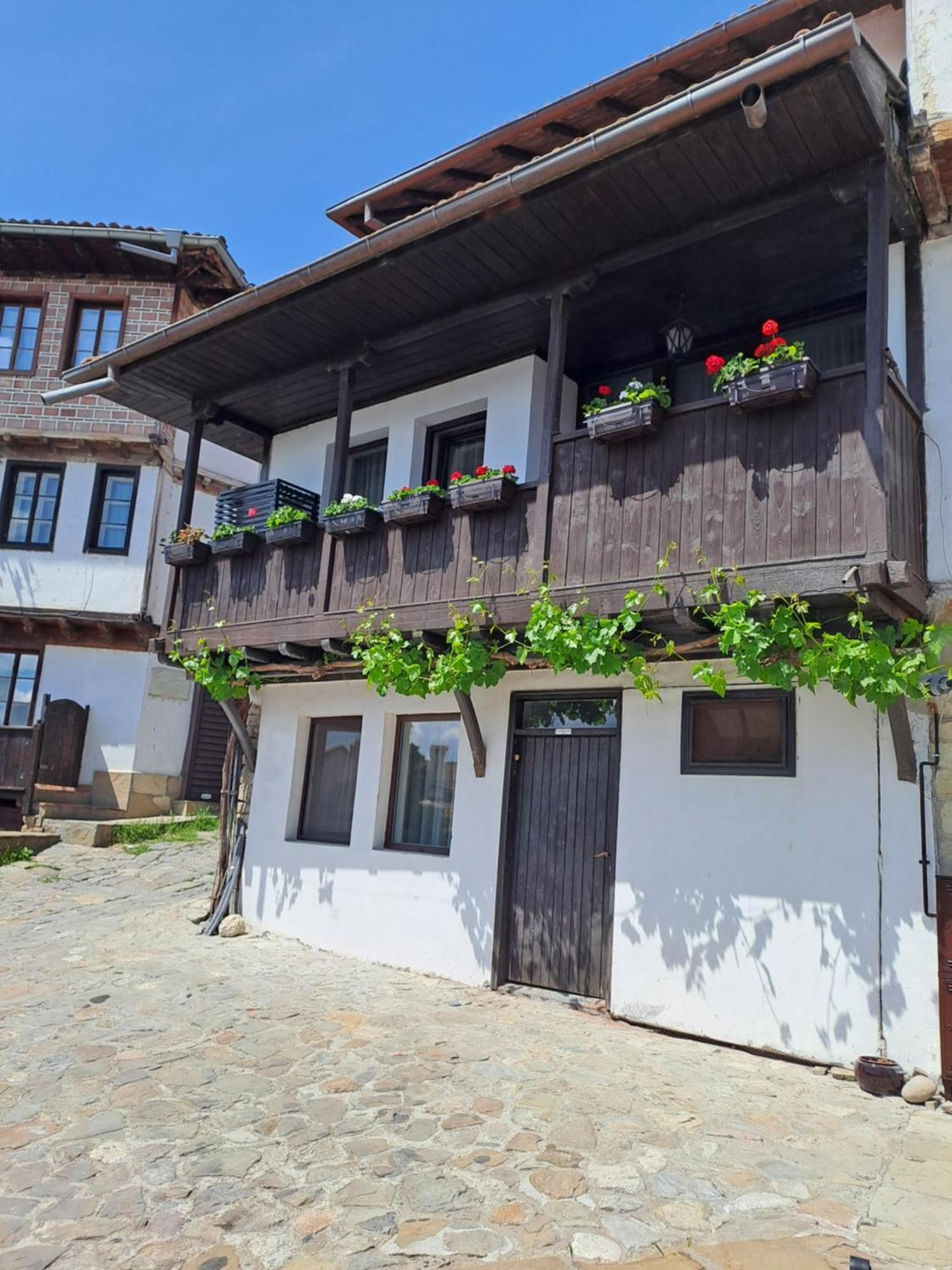 Guest House Lazara Veliko Tarnovo Luaran gambar
